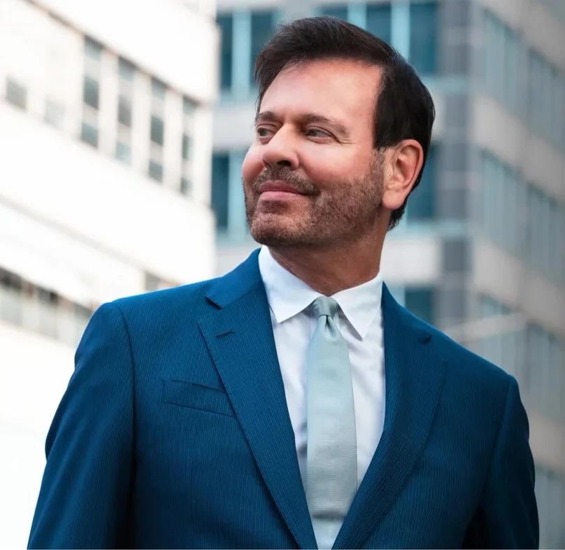 Dr. Elliot Heller, founder of Allure Plastic Surgery
